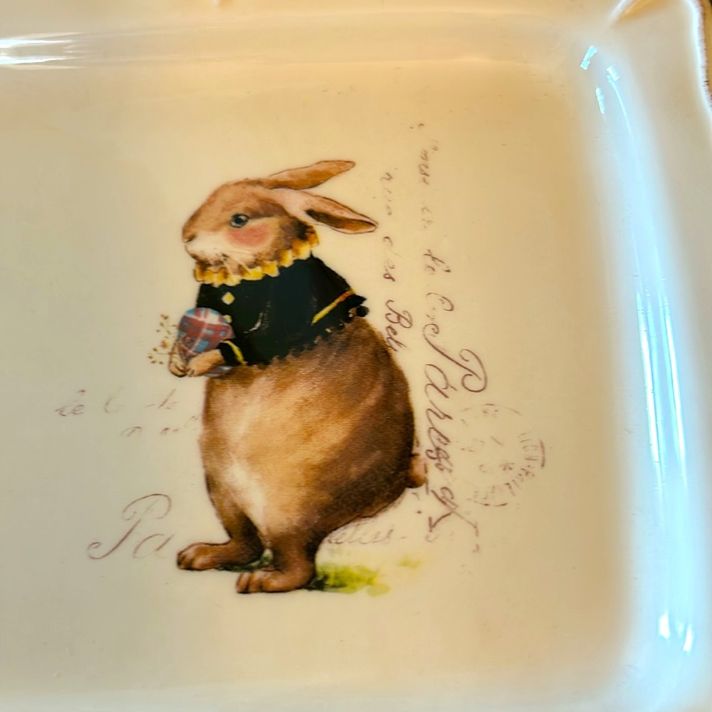 NWT Rae Dunn Magenta Paris Ceramic Rectangular Tray with Rabbit Design RARE - Picture 2 of 2